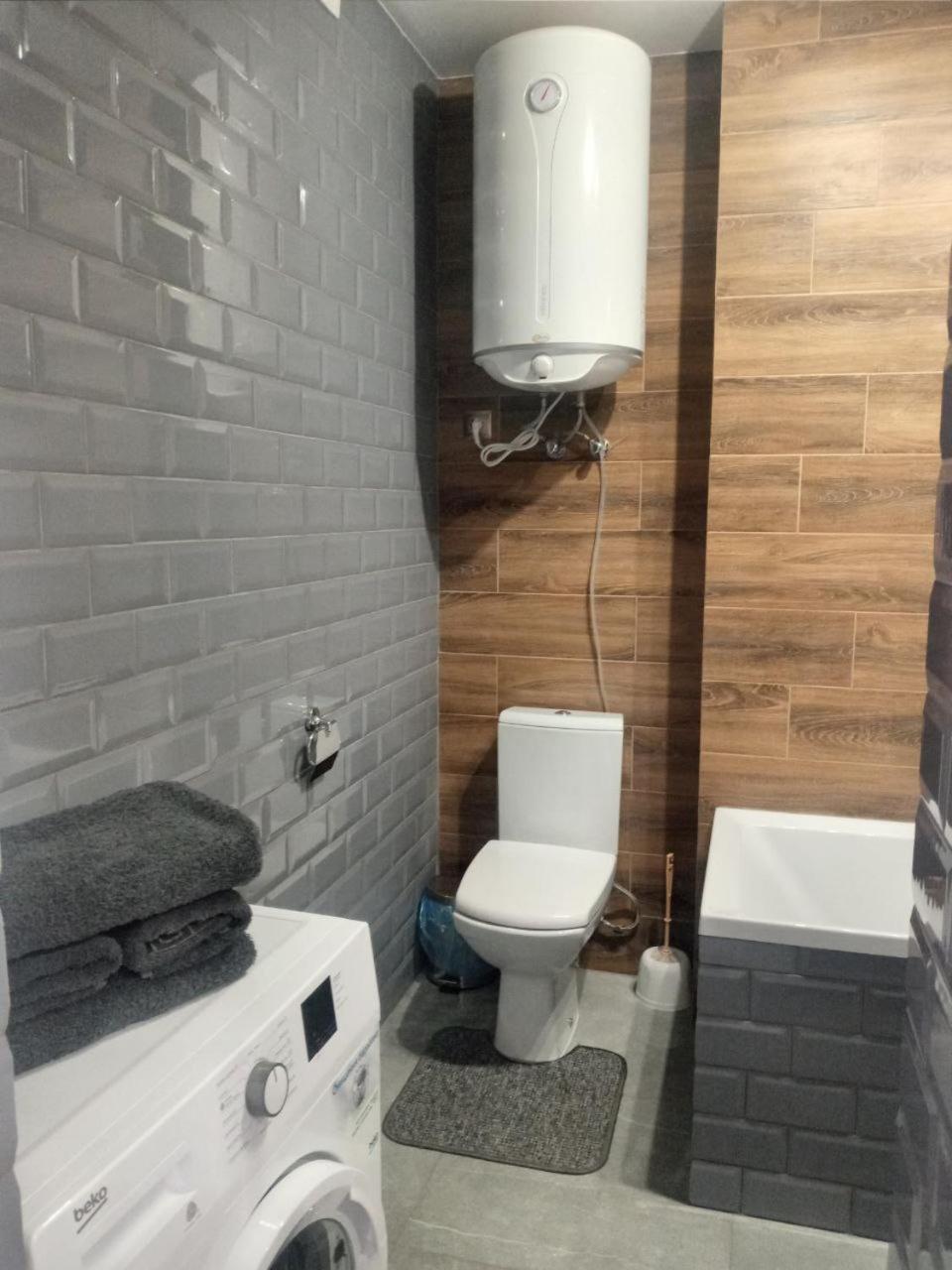 Apartament Yescity! ウージュホロド エクステリア 写真